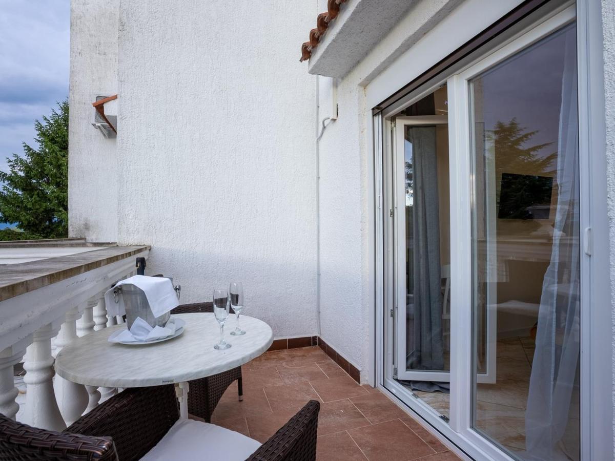 Restaurant & Rooms Nino Porat  Buitenkant foto