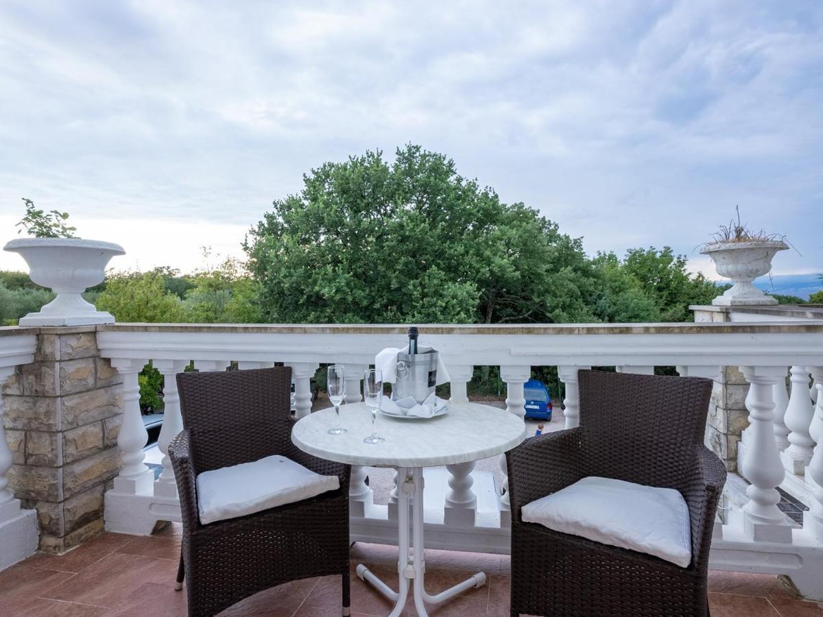 Restaurant & Rooms Nino Porat  Buitenkant foto